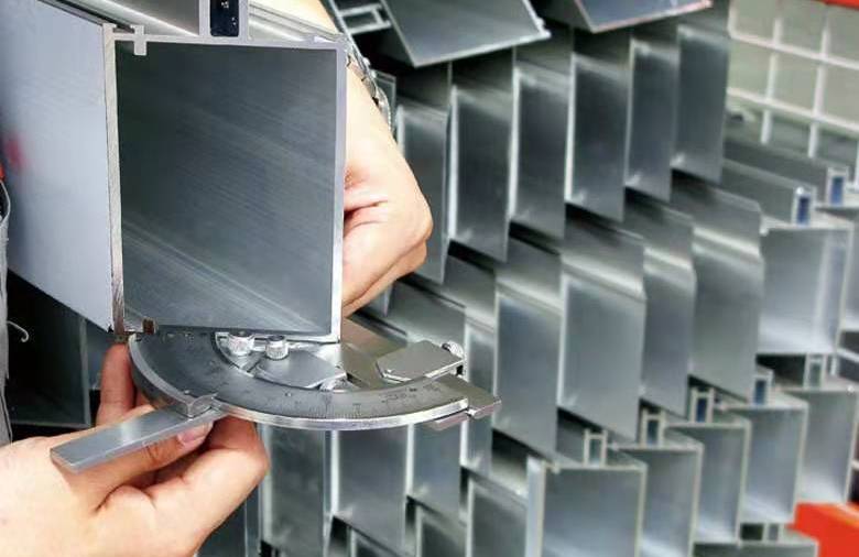 Inspect the cut aluminum profiles